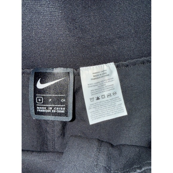 Nike Women's Running Shorts Black High Waist Layered Athletic Small - Picture 2 of 3